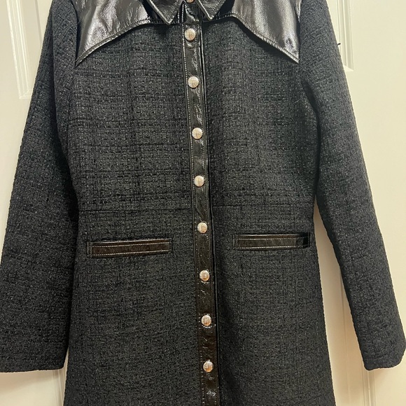 Maje Medium twill vinyl print mini dress - Picture 4 of 10